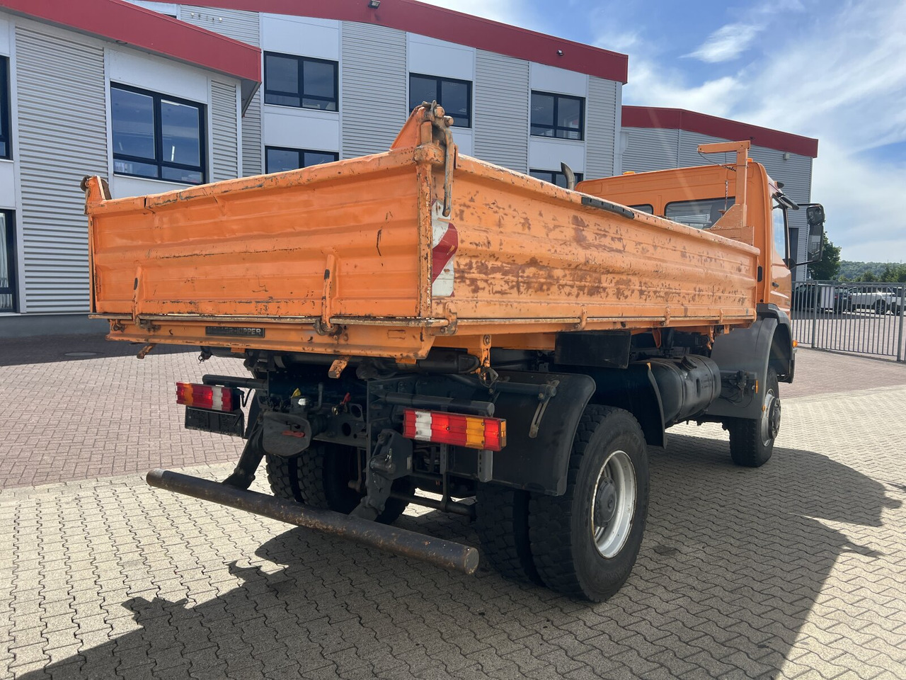 Самоскид вантажівка Mercedes-Benz Atego 1823 AK 4x4 Atego 1823 AK 4x4: фото 10