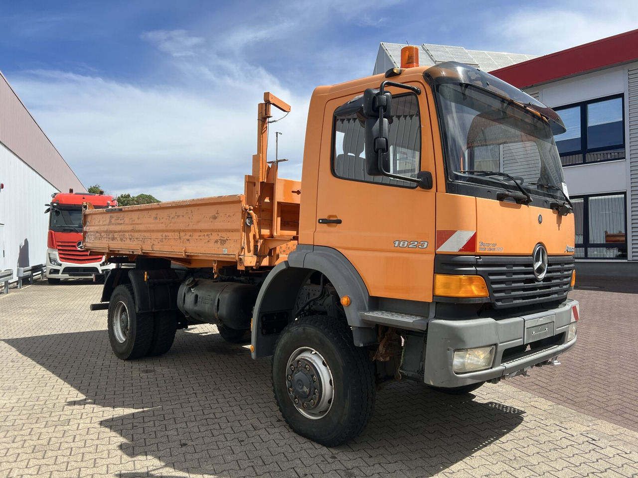 Самоскид вантажівка Mercedes-Benz Atego 1823 AK 4x4 Atego 1823 AK 4x4: фото 8