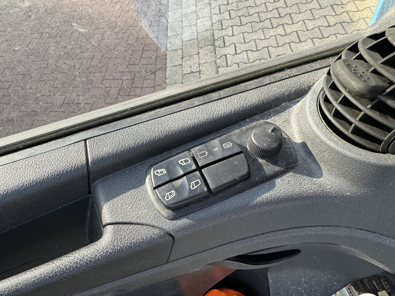 Mercedes-Benz Atego 816 L 4x2 Atego 816 L 4x2, Dautel LBW - Тентована вантажівка: фото 5 Mercedes-Benz Atego 816 L 4x2 Atego 816 L 4x2, Dautel LBW - Тентована вантажівка: фото 5