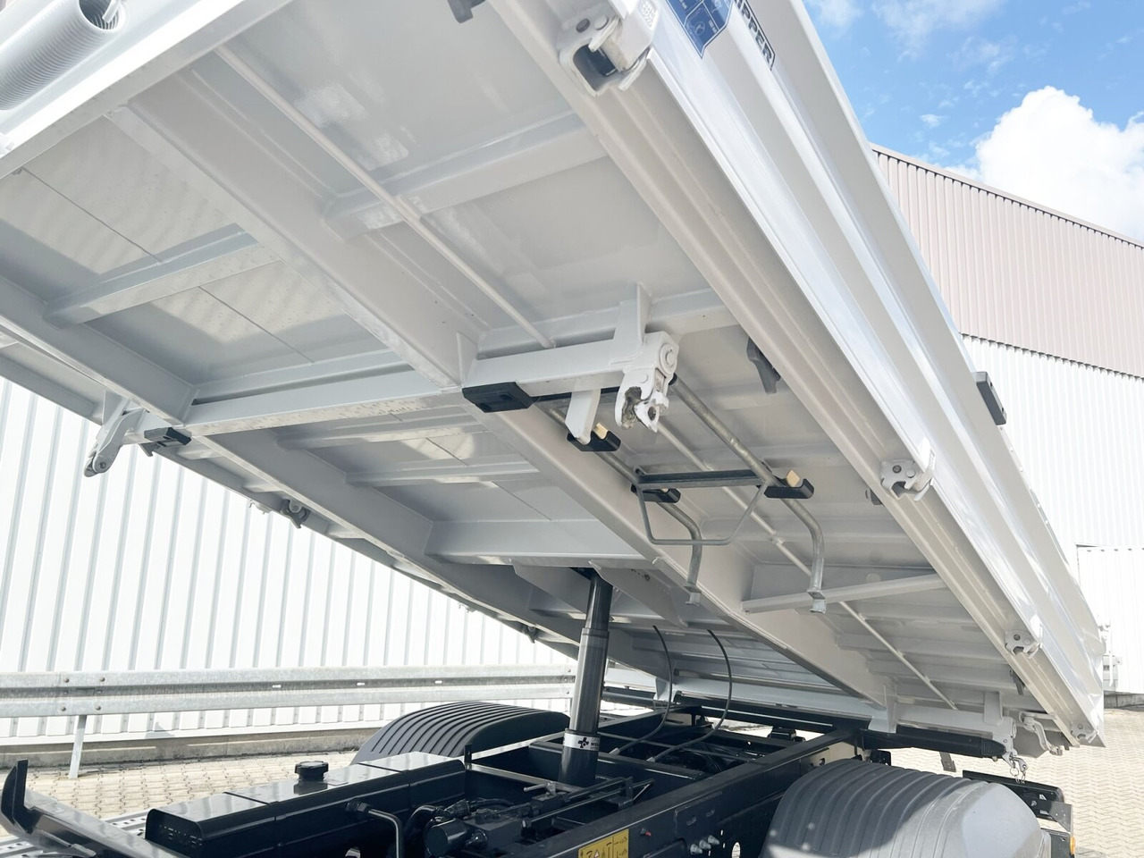 Самоскид вантажівка Mercedes-Benz Atego 818/23 K 4x2 Atego 818/23 K 4x2, 2x AHK, Meiller-Kipper, mehrfach Vorhanden!: фото 9