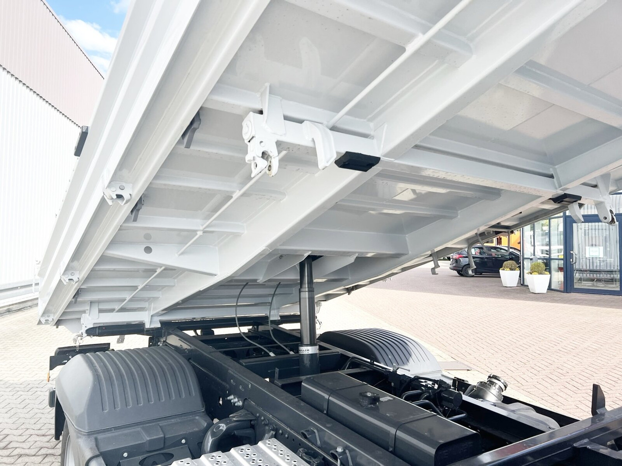 Самоскид вантажівка Mercedes-Benz Atego 818/23 K 4x2 Atego 818/23 K 4x2, 2x AHK, Meiller-Kipper, mehrfach Vorhanden!: фото 10