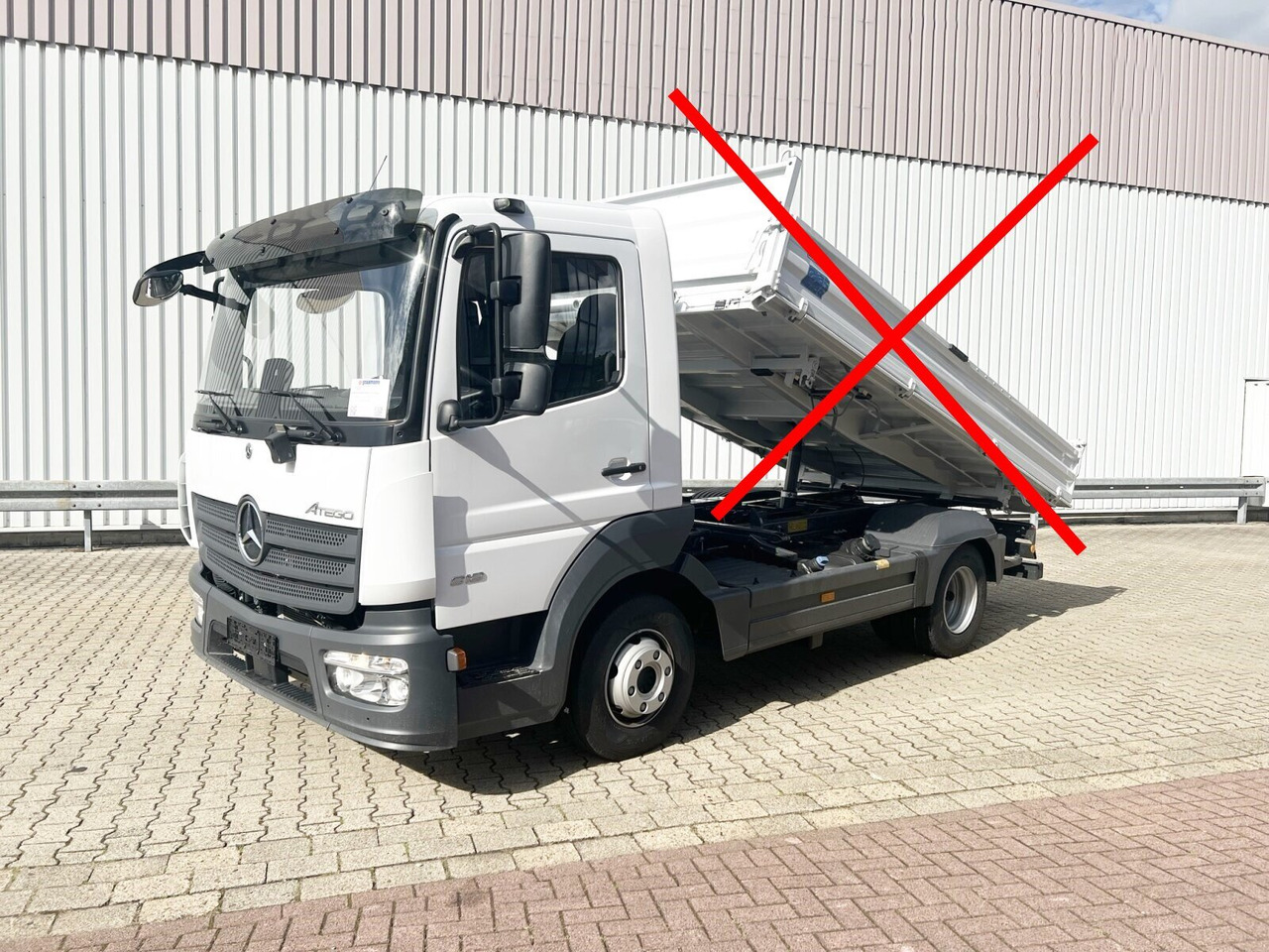 Mercedes-Benz Atego 818 K 4x2 Atego 818 K 4x2, 2x AHK, 5x VORHANDEN! - Вантажівка шасі: фото 1 Mercedes-Benz Atego 818 K 4x2 Atego 818 K 4x2, 2x AHK, 5x VORHANDEN! - Вантажівка шасі: фото 1