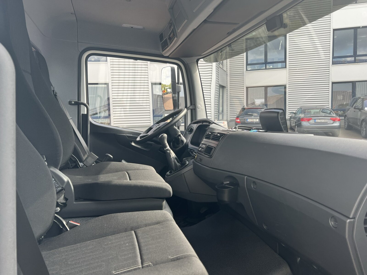 Mercedes-Benz Atego 818 K 4x2 Atego 818 K 4x2, 2x AHK, Meiller-Kipper, mehrfach Vorhanden! - Самоскид вантажівка: фото 5 Mercedes-Benz Atego 818 K 4x2 Atego 818 K 4x2, 2x AHK, Meiller-Kipper, mehrfach Vorhanden! - Самоскид вантажівка: фото 5