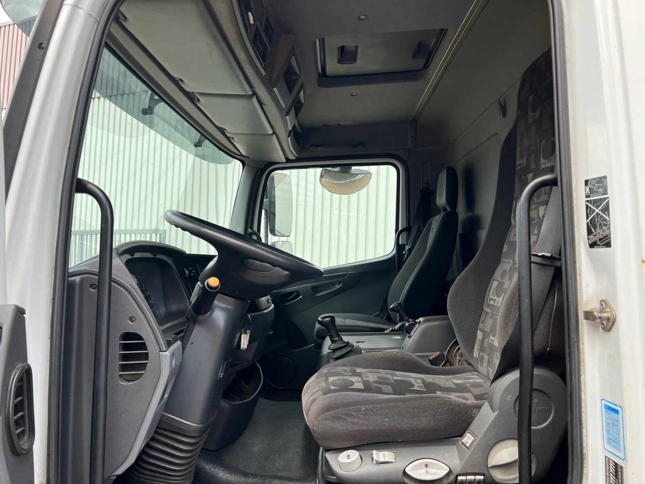 Mercedes-Benz Atego 818 L 4x2 Atego 818 L 4x2 mit LBW BÄR - Тентована вантажівка: фото 3 Mercedes-Benz Atego 818 L 4x2 Atego 818 L 4x2 mit LBW BÄR - Тентована вантажівка: фото 3