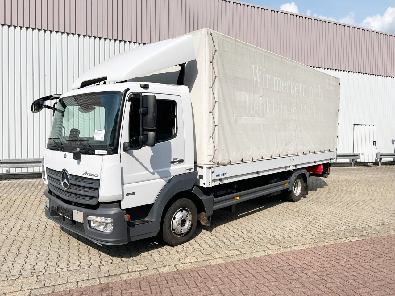 Mercedes-Benz Atego 818 L 4x2 Atego 818 L 4x2 mit Sörensen LBW - Тентована вантажівка: фото 1 Mercedes-Benz Atego 818 L 4x2 Atego 818 L 4x2 mit Sörensen LBW - Тентована вантажівка: фото 1