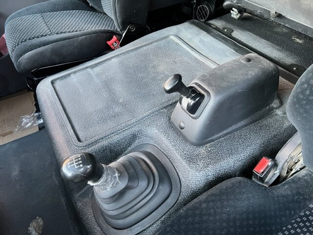 Mercedes-Benz Atego 822 4x2 Atego 822 4x2, Doka mit Kombisitzbank - Тентована вантажівка: фото 4 Mercedes-Benz Atego 822 4x2 Atego 822 4x2, Doka mit Kombisitzbank - Тентована вантажівка: фото 4