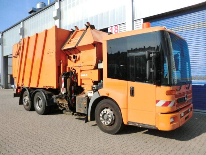 Mercedes-Benz Econic 2628L 6x2 mit SIDEPRESS Aufbau Econic 2628L 6x2 mit SIDEPRESS Aufbau - Сміттєвози: фото 1 Mercedes-Benz Econic 2628L 6x2 mit SIDEPRESS Aufbau Econic 2628L 6x2 mit SIDEPRESS Aufbau - Сміттєвози: фото 1