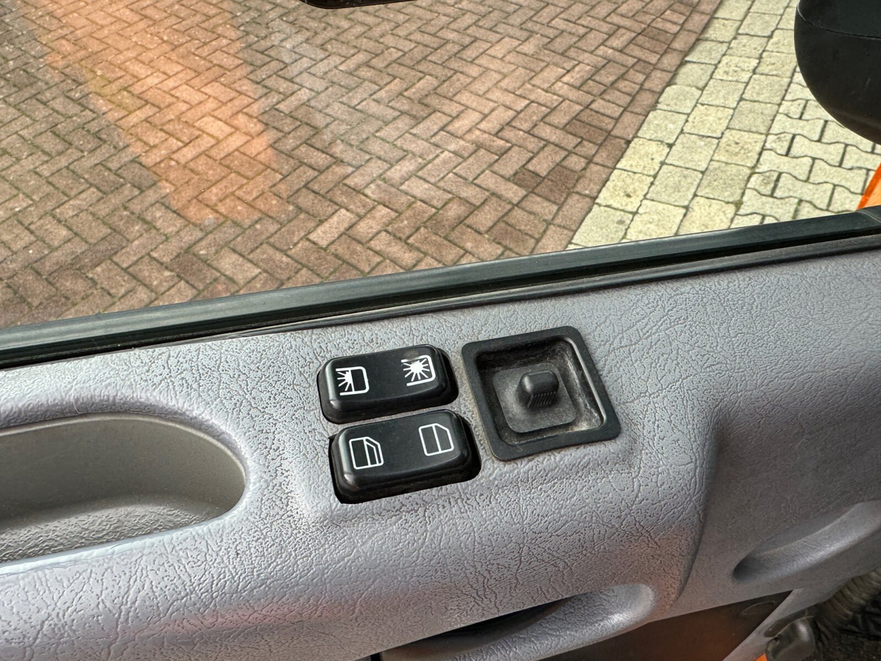 Mercedes-Benz Econic 2633 LL 6x2/4 NLA Econic 2633 LL 6x2/4 NLA, EEV, Lenkachse, Haller Aufbau в лізинг Mercedes-Benz Econic 2633 LL 6x2/4 NLA Econic 2633 LL 6x2/4 NLA, EEV, Lenkachse, Haller Aufbau: фото 7