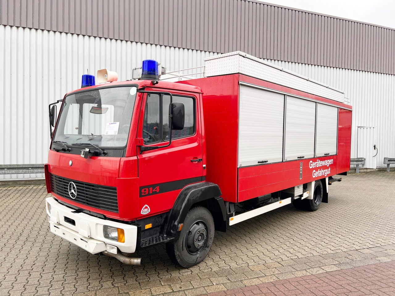 Mercedes-Benz LK 914 4x2 LK 914 4x2, Gerätewagen für Gefahrgut, 6-Zylinder Motor - Пожежна машина: фото 1 Mercedes-Benz LK 914 4x2 LK 914 4x2, Gerätewagen für Gefahrgut, 6-Zylinder Motor - Пожежна машина: фото 1
