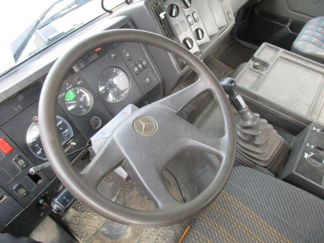 Mercedes-Benz SK 1824 AK 4x4 SK 1824 AK 4x4 Chassis - Вантажівка шасі: фото 4 Mercedes-Benz SK 1824 AK 4x4 SK 1824 AK 4x4 Chassis - Вантажівка шасі: фото 4