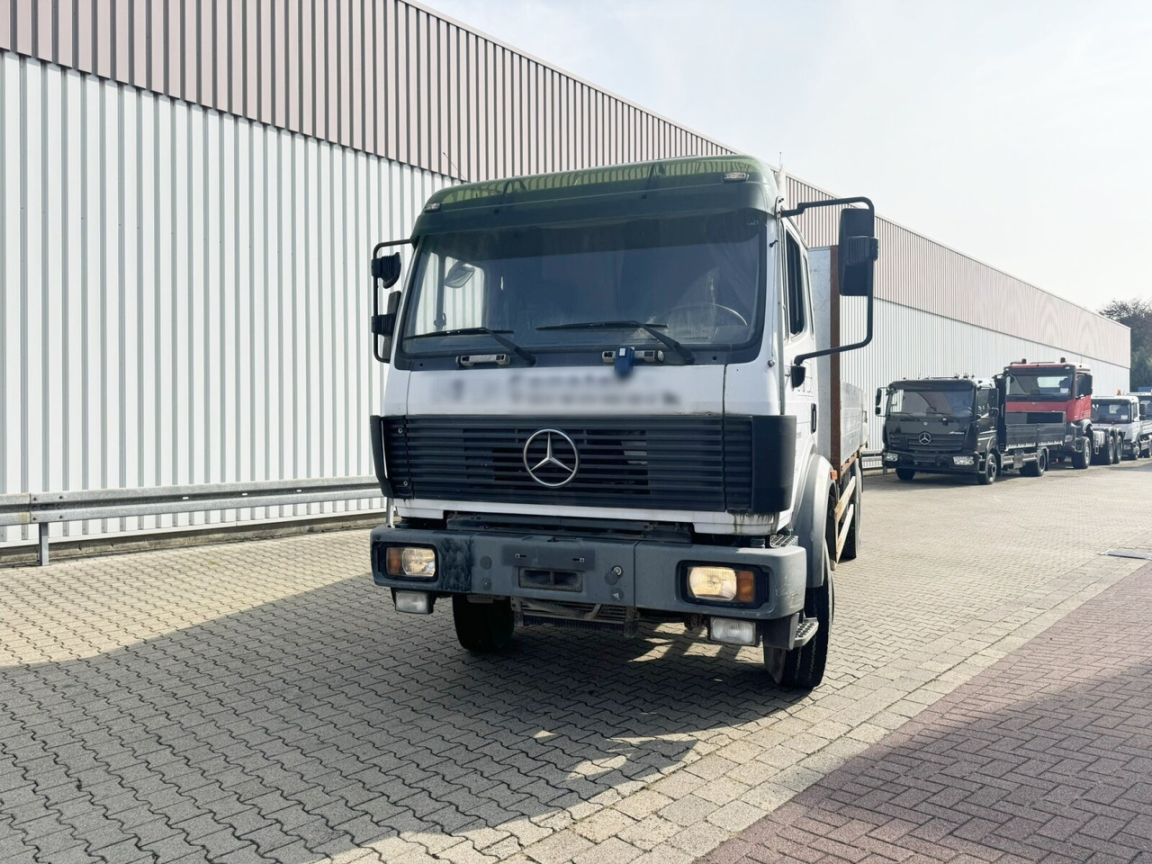 Бортова вантажівка/ Платформа Mercedes-Benz SK 1827L 4x2 SK 1827L 4x2: фото 8