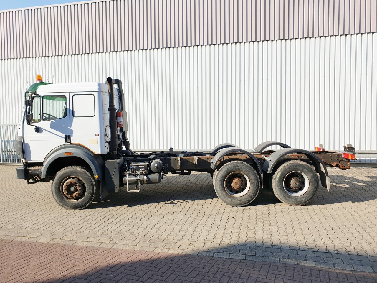 Вантажівка шасі Mercedes-Benz SK II 25/2638 K 6x4 SK II 25/2638 K 6x4, V8, Retarder, 2x Nebenantrieb: фото 8