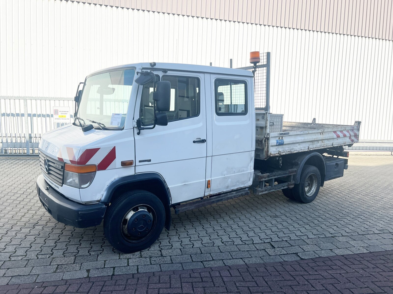 Mercedes-Benz Vario 816 D 4x2 Doka Vario 816 D 4x2 Doka, 2x AHK, Meiller Kipper - Самоскид вантажівка: фото 1 Mercedes-Benz Vario 816 D 4x2 Doka Vario 816 D 4x2 Doka, 2x AHK, Meiller Kipper - Самоскид вантажівка: фото 1
