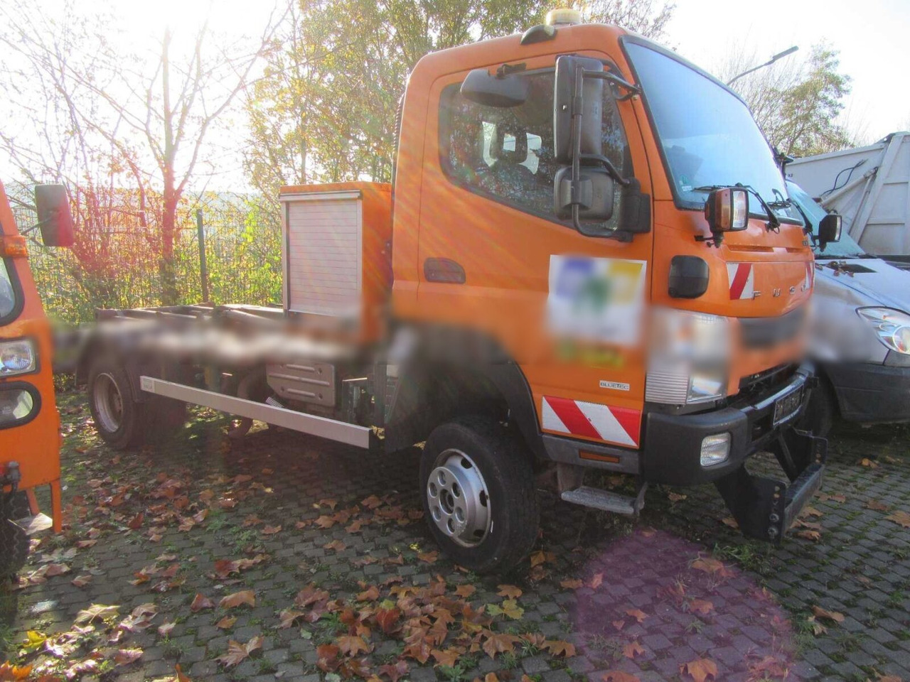 Mitsubishi Canter Fuso 6C18 4x4 Canter Fuso 6C18 4x4, Winterdienstausstattung, City-Abroller - Гаковий мультиліфт вантажівка: фото 1 Mitsubishi Canter Fuso 6C18 4x4 Canter Fuso 6C18 4x4, Winterdienstausstattung, City-Abroller - Гаковий мультиліфт вантажівка: фото 1