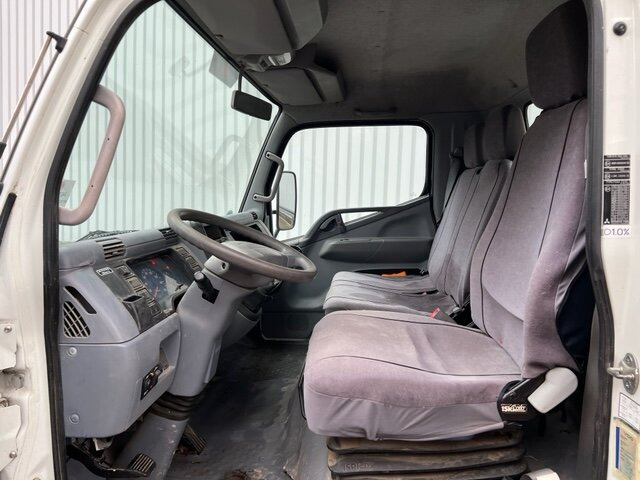 Mitsubishi Canter Fuso 7C15D 4x2 Canter Fuso 7C15D 4x2 - Самоскид вантажівка: фото 2 Mitsubishi Canter Fuso 7C15D 4x2 Canter Fuso 7C15D 4x2 - Самоскид вантажівка: фото 2
