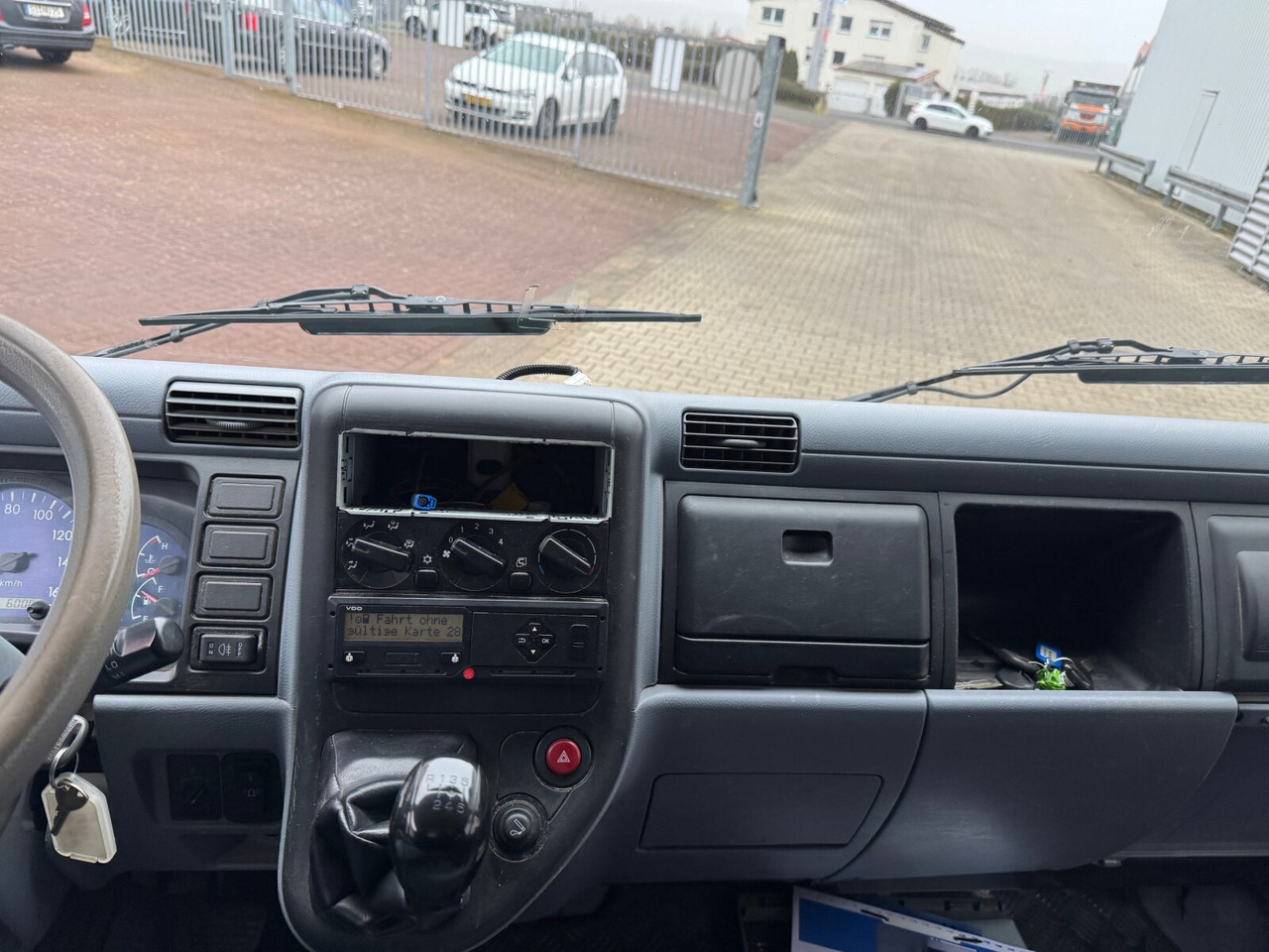 Mitsubishi Canter Fuso 7C18D 4x2 Doka Canter Fuso 7C18D 4x2 Doka, EEV, City-Abroller - Гаковий мультиліфт вантажівка: фото 3 Mitsubishi Canter Fuso 7C18D 4x2 Doka Canter Fuso 7C18D 4x2 Doka, EEV, City-Abroller - Гаковий мультиліфт вантажівка: фото 3
