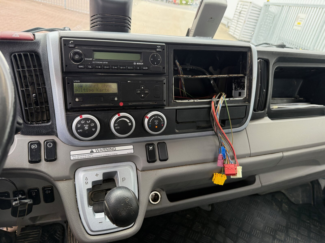 Mitsubishi Canter Fuso 9C18 4x2 Canter Fuso 9C18 4x2, Marrel City Abrollanlage - Гаковий мультиліфт вантажівка: фото 4 Mitsubishi Canter Fuso 9C18 4x2 Canter Fuso 9C18 4x2, Marrel City Abrollanlage - Гаковий мультиліфт вантажівка: фото 4