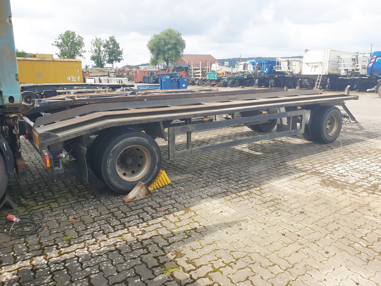 Причіп мультиліфт/ Бункеровоз RARA-18 RARA-18: фото 9 Причіп мультиліфт/ Бункеровоз RARA-18 RARA-18: фото 9