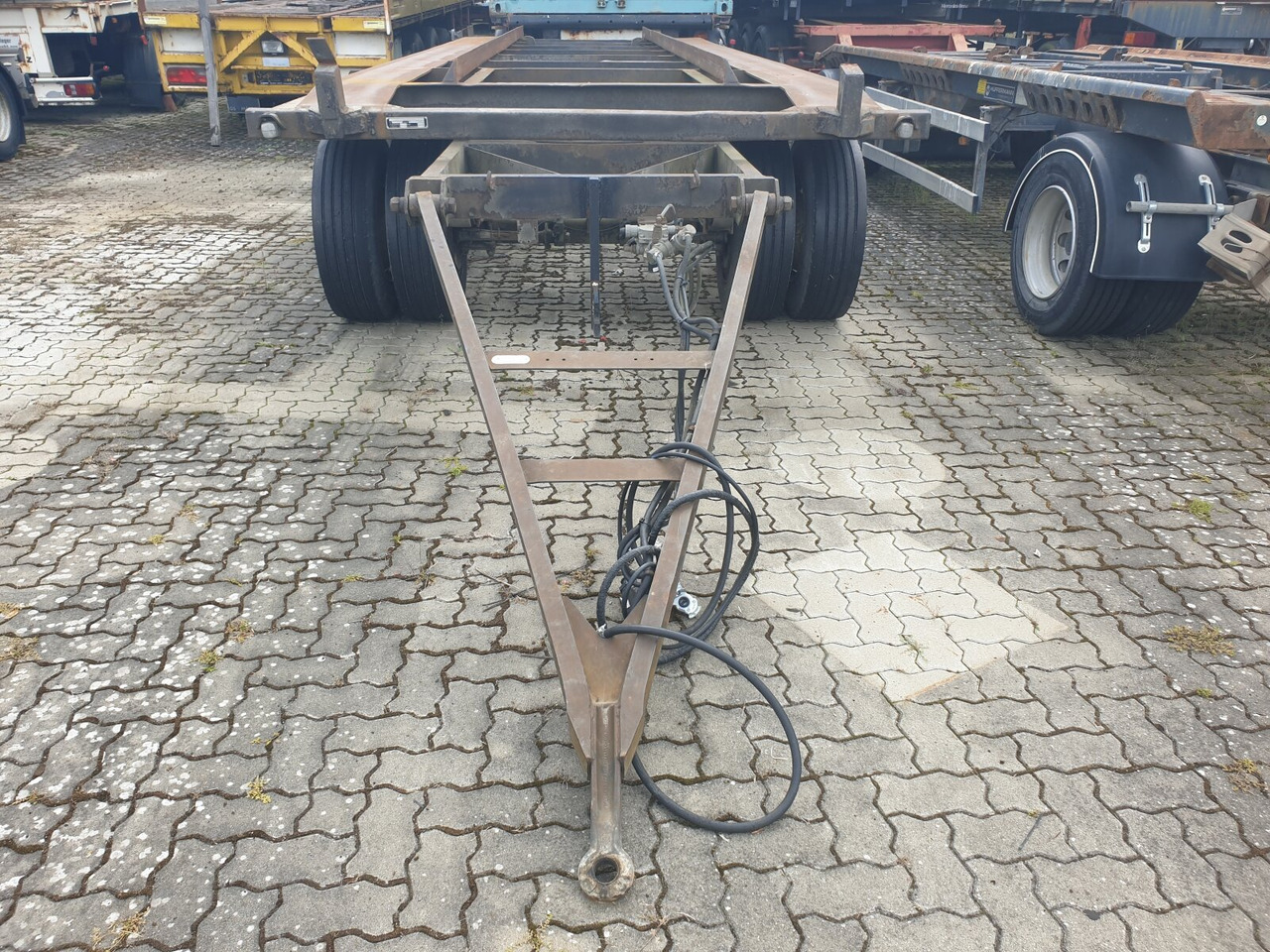 Причіп мультиліфт/ Бункеровоз RARA-18 RARA-18: фото 11 Причіп мультиліфт/ Бункеровоз RARA-18 RARA-18: фото 11