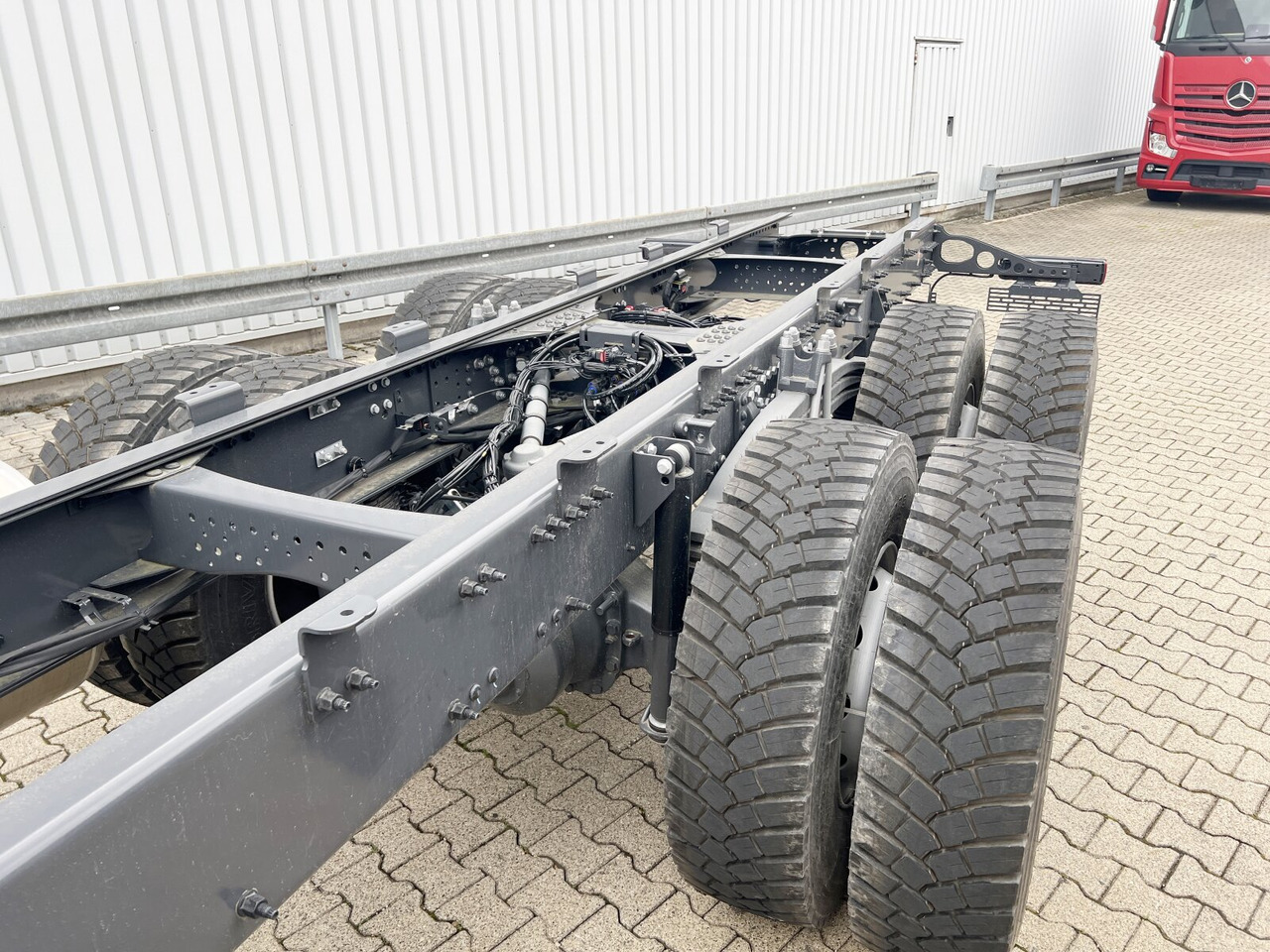 Renault C 480 8x4 C 480 8x4, Kran 15-35m/t - Гаковий мультиліфт вантажівка, Вантажівка з маніпулятором: фото 2 Renault C 480 8x4 C 480 8x4, Kran 15-35m/t - Гаковий мультиліфт вантажівка, Вантажівка з маніпулятором: фото 2