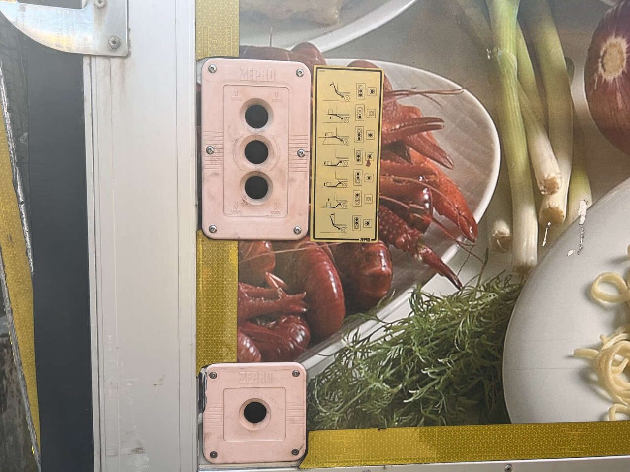 Вантажівка з закритим кузовом Scania G420 6x2, ERSATZTEILSPENDER! G420 6x2, Liftachse, Hiab LBW, Motor defekt!: фото 12