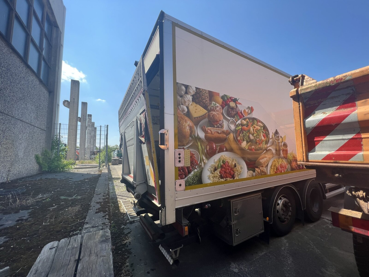 Вантажівка з закритим кузовом Scania G420 6x2, ERSATZTEILSPENDER! G420 6x2, Liftachse, Hiab LBW, Motor defekt!: фото 11