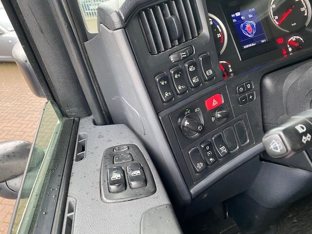 Scania R450 LB 6x2-4 R450 LB 6x2-4, Retarder, Lift-/Lenkachse, 12x Vorhanden! - Вантажівка шасі: фото 4 Scania R450 LB 6x2-4 R450 LB 6x2-4, Retarder, Lift-/Lenkachse, 12x Vorhanden! - Вантажівка шасі: фото 4