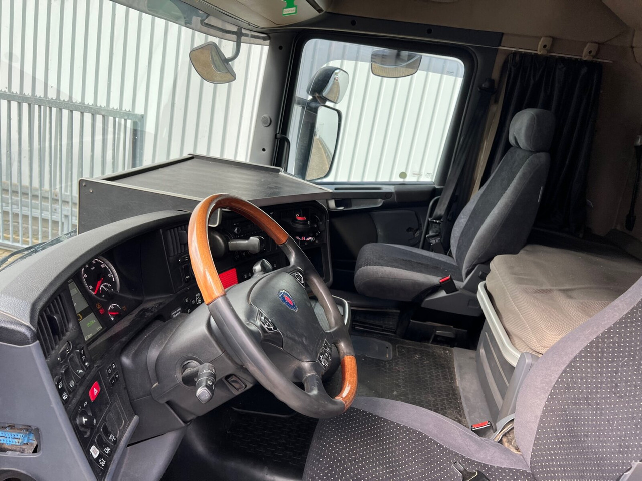 Scania R560 6x2 R560 6x2, V8, Retarder, Liftachse, Standklima, Alu-Bordwände, ca. 15m³ - Самоскид вантажівка: фото 3 Scania R560 6x2 R560 6x2, V8, Retarder, Liftachse, Standklima, Alu-Bordwände, ca. 15m³ - Самоскид вантажівка: фото 3