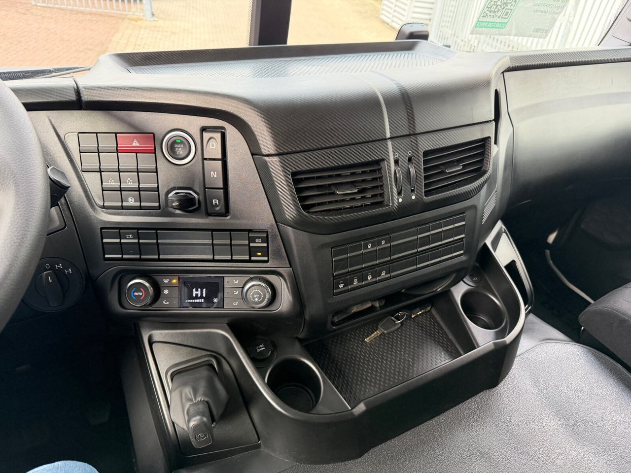 T-Way AT410T51 8x4 T-Way AT410T51 8x4, Retarder, Nebenantrieb, 4x VORHANDEN! - Вантажівка шасі: фото 4 T-Way AT410T51 8x4 T-Way AT410T51 8x4, Retarder, Nebenantrieb, 4x VORHANDEN! - Вантажівка шасі: фото 4