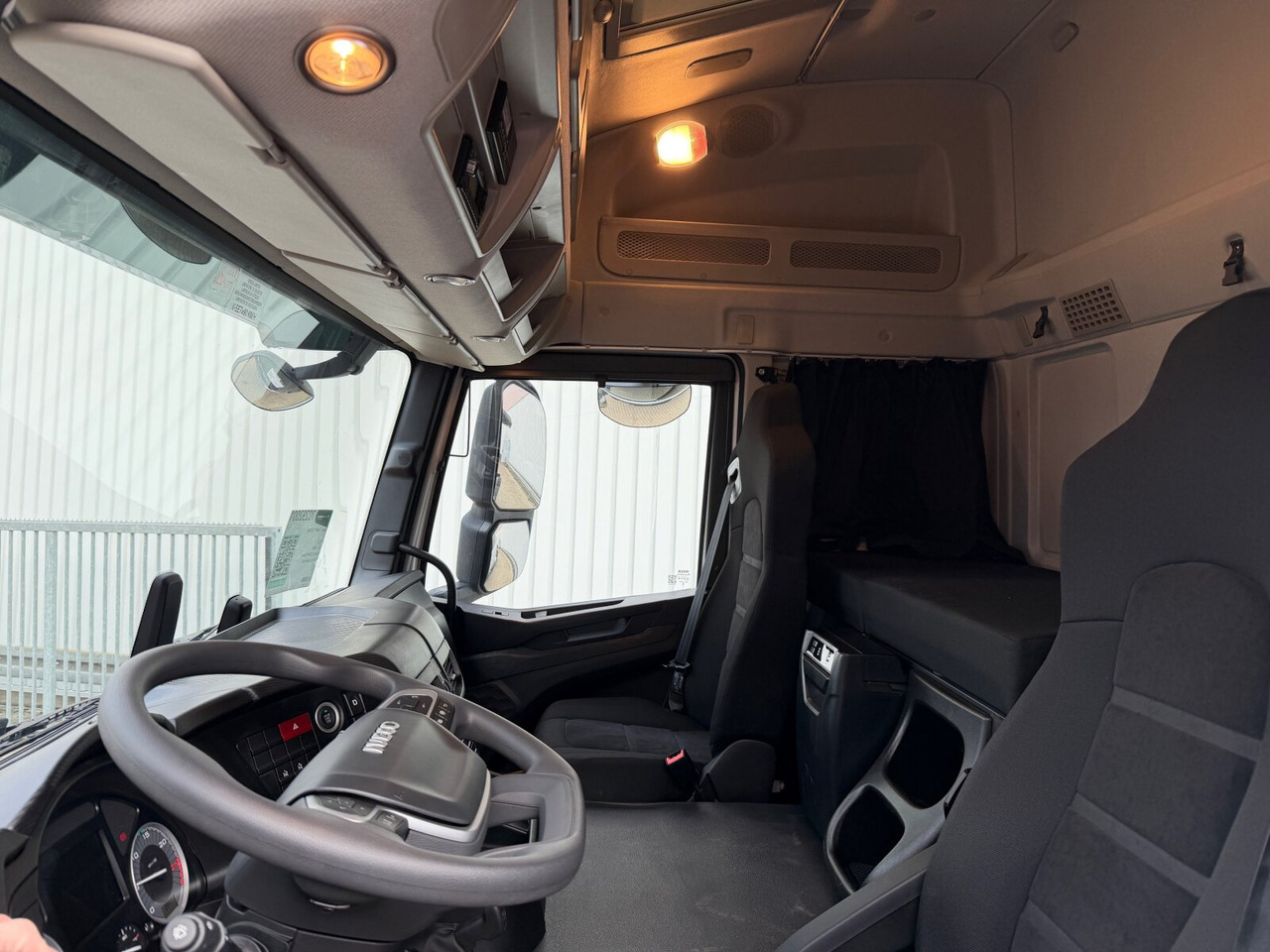 T-Way AT410T51 8x4 T-Way AT410T51 8x4, Retarder, Nebenantrieb, 4x VORHANDEN! - Вантажівка шасі: фото 2 T-Way AT410T51 8x4 T-Way AT410T51 8x4, Retarder, Nebenantrieb, 4x VORHANDEN! - Вантажівка шасі: фото 2