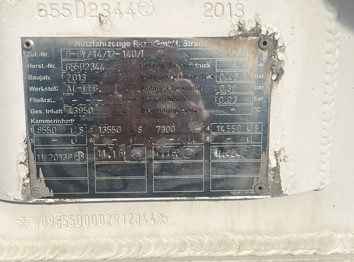 TAL 44.0/11-27 TAL 44.0/11-27, 43.950l, 4 Kammern, Untenbefüllung, Pumpe - Напівпричіп цистерна: фото 3 TAL 44.0/11-27 TAL 44.0/11-27, 43.950l, 4 Kammern, Untenbefüllung, Pumpe - Напівпричіп цистерна: фото 3