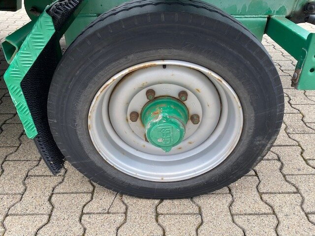 TL 6,4 Empl TL 6,4 Spezial-Tiefladeanhänger, Ex-Polizei - Бортовий причіп/ Платформа: фото 3 TL 6,4 Empl TL 6,4 Spezial-Tiefladeanhänger, Ex-Polizei - Бортовий причіп/ Платформа: фото 3