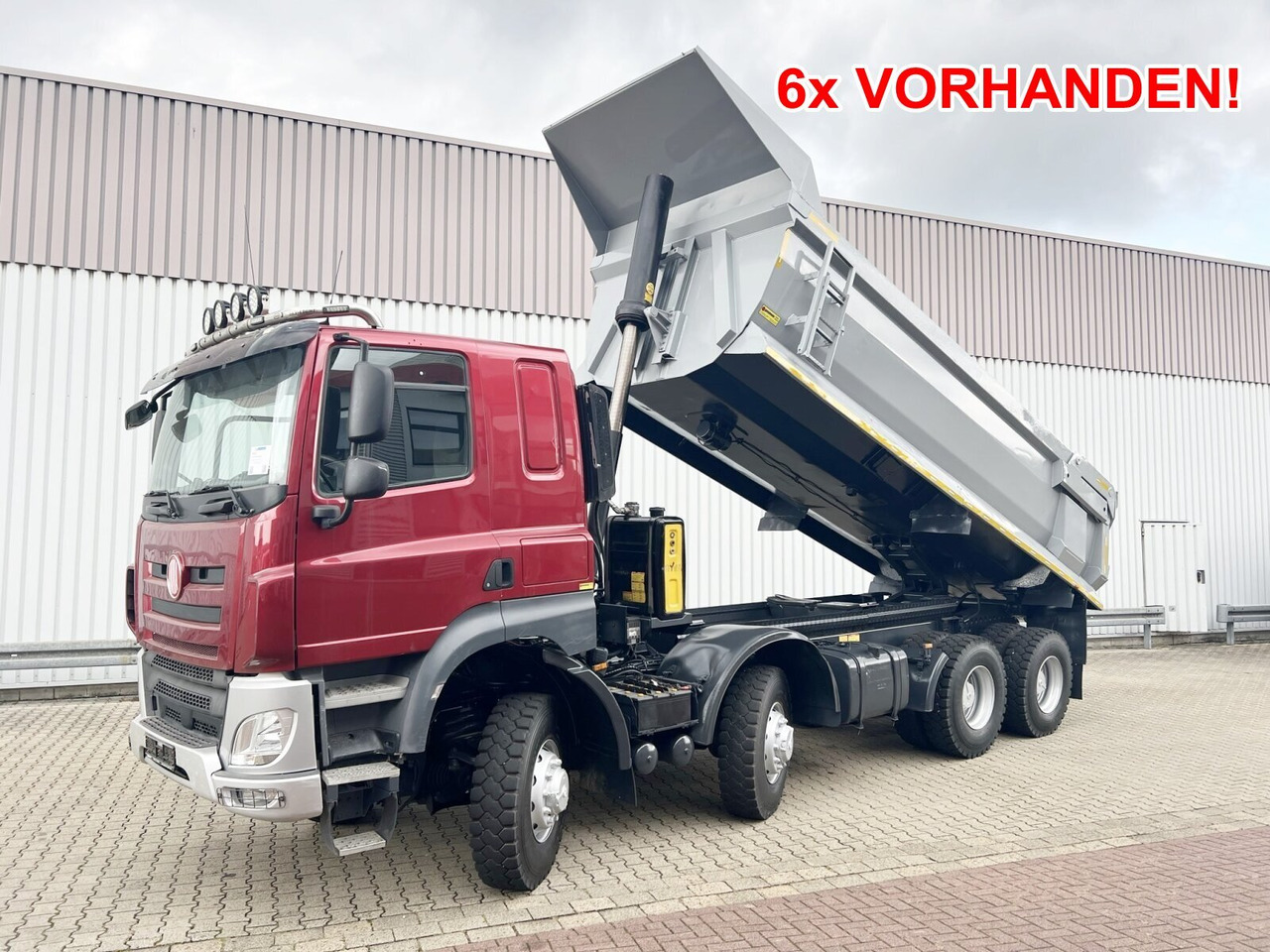 Tatra Phoenix 8x8 Phoenix 8x8, Stahlmulde ca. 22m³, hydr. Heckklappe - Самоскид: фото 1 Tatra Phoenix 8x8 Phoenix 8x8, Stahlmulde ca. 22m³, hydr. Heckklappe - Самоскид: фото 1