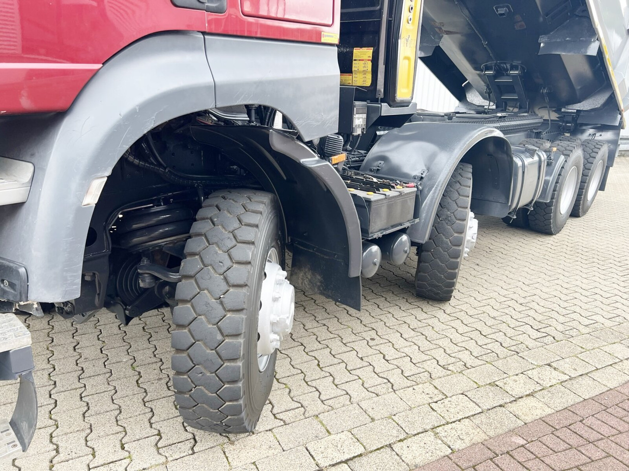 Самоскид Tatra Phoenix 8x8 Phoenix 8x8, Stahlmulde ca. 22m³, hydr. Heckklappe: фото 12 Самоскид Tatra Phoenix 8x8 Phoenix 8x8, Stahlmulde ca. 22m³, hydr. Heckklappe: фото 12