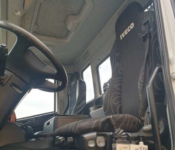 Trakker AD260T45W 6x6 Trakker AD260T45W 6x6 - Вантажівка шасі: фото 2 Trakker AD260T45W 6x6 Trakker AD260T45W 6x6 - Вантажівка шасі: фото 2