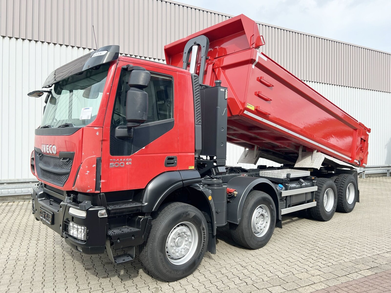 Trakker AD410T50 8x4 Trakker AD410T50 8x4, Stahlmulde ca. 16m³, hydr. Heckklappe - Самоскид вантажівка: фото 1 Trakker AD410T50 8x4 Trakker AD410T50 8x4, Stahlmulde ca. 16m³, hydr. Heckklappe - Самоскид вантажівка: фото 1