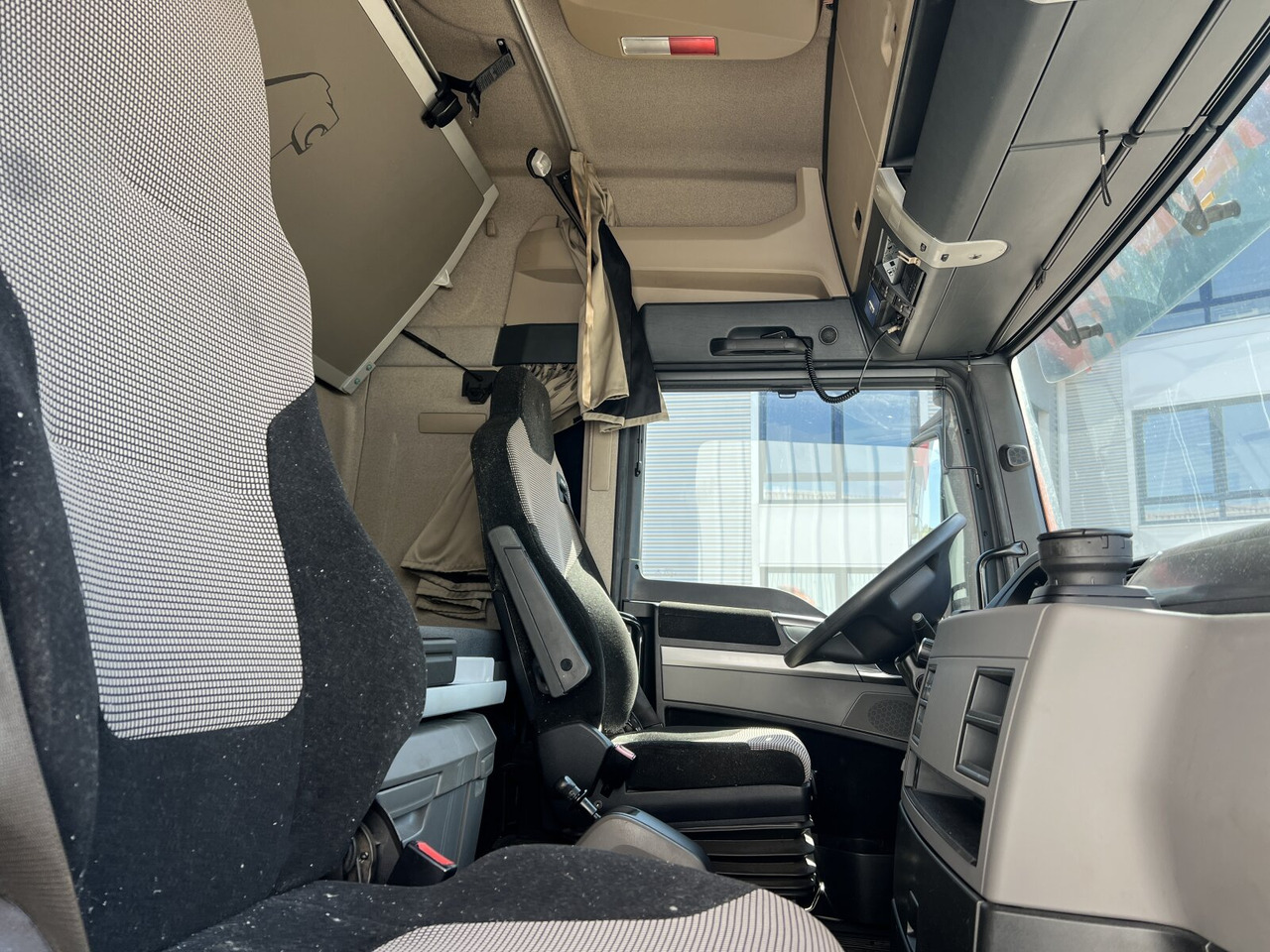 Тягач MAN TGX 26.500 6X2/4 BLS TGX 26.500 6X2/4 BLS, Intarder, Vorlauflenk-/lift, XXL-Fahrerhaus, 70t: фото 6