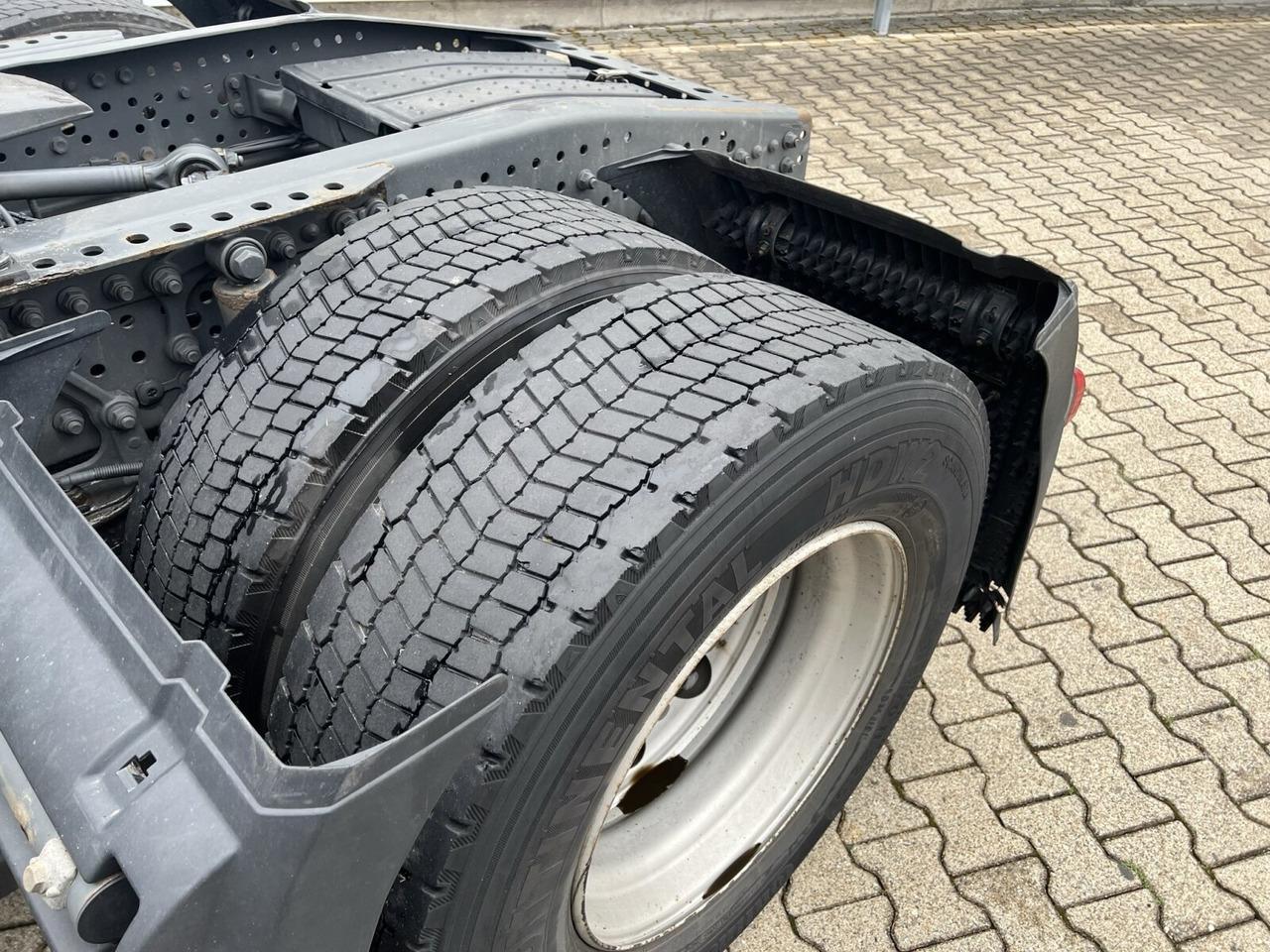 Mercedes-Benz Actros 1842/45 LS 4x2 Actros 1842/45 LS 4x2, 3x VORHANDEN - Тягач: фото 2 Mercedes-Benz Actros 1842/45 LS 4x2 Actros 1842/45 LS 4x2, 3x VORHANDEN - Тягач: фото 2