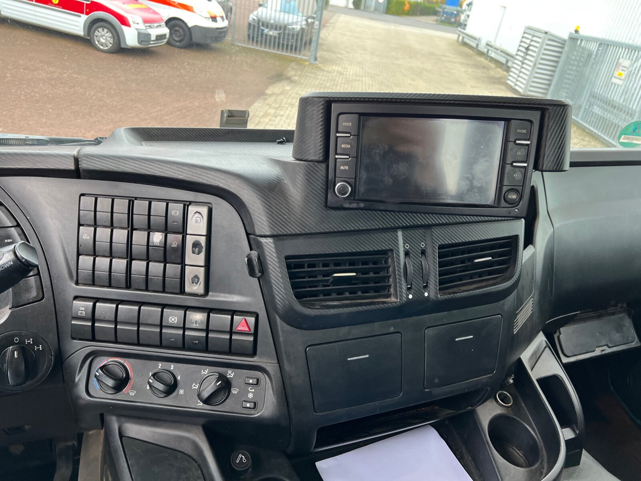 Stralis AT440S46TZ 6x4 Stralis AT440S46TZ 6x4, EEV, Kipphydraulik - Тягач: фото 4 Stralis AT440S46TZ 6x4 Stralis AT440S46TZ 6x4, EEV, Kipphydraulik - Тягач: фото 4