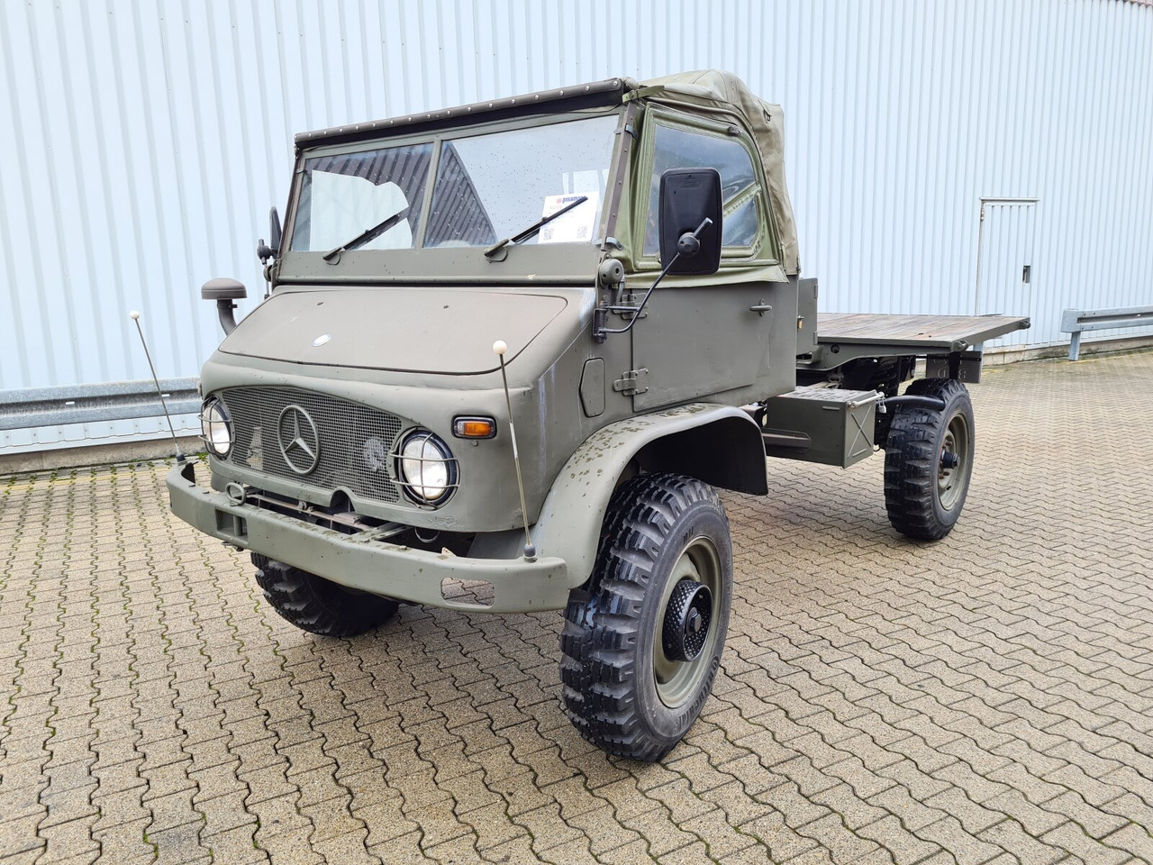 Unimog 404 4x4 S Cabrio 404 4x4 S Cabrio, Benziner - Бортова вантажівка/ Платформа: фото 1 Unimog 404 4x4 S Cabrio 404 4x4 S Cabrio, Benziner - Бортова вантажівка/ Платформа: фото 1