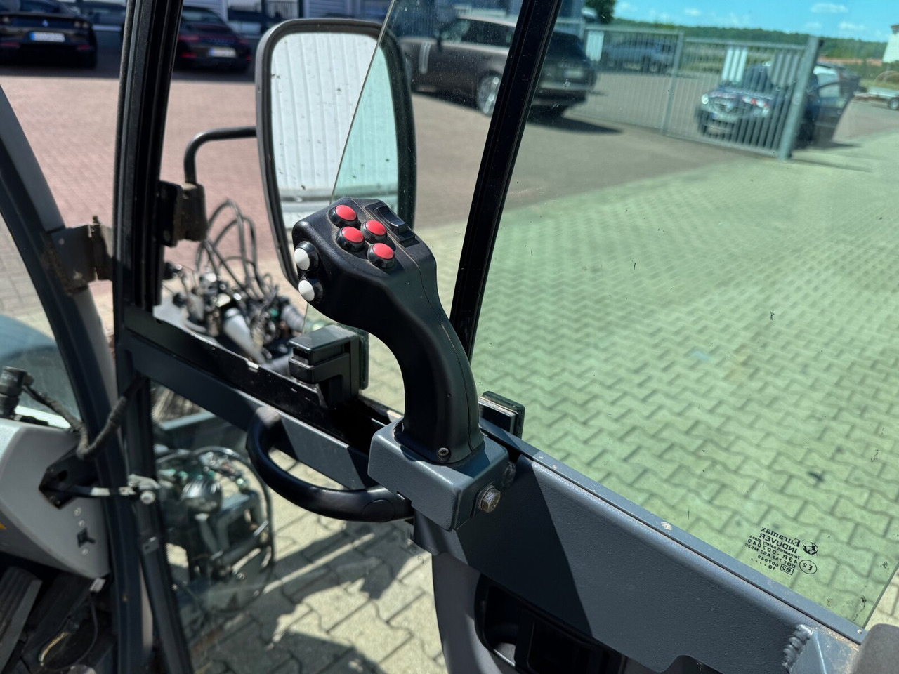 Hako Multicar Citymaster 2000 3B Kehrmaschine 4x2 Multicar Citymaster 2000 3B Kehrmaschine 4x2 - Вантажівка: фото 5 Hako Multicar Citymaster 2000 3B Kehrmaschine 4x2 Multicar Citymaster 2000 3B Kehrmaschine 4x2 - Вантажівка: фото 5