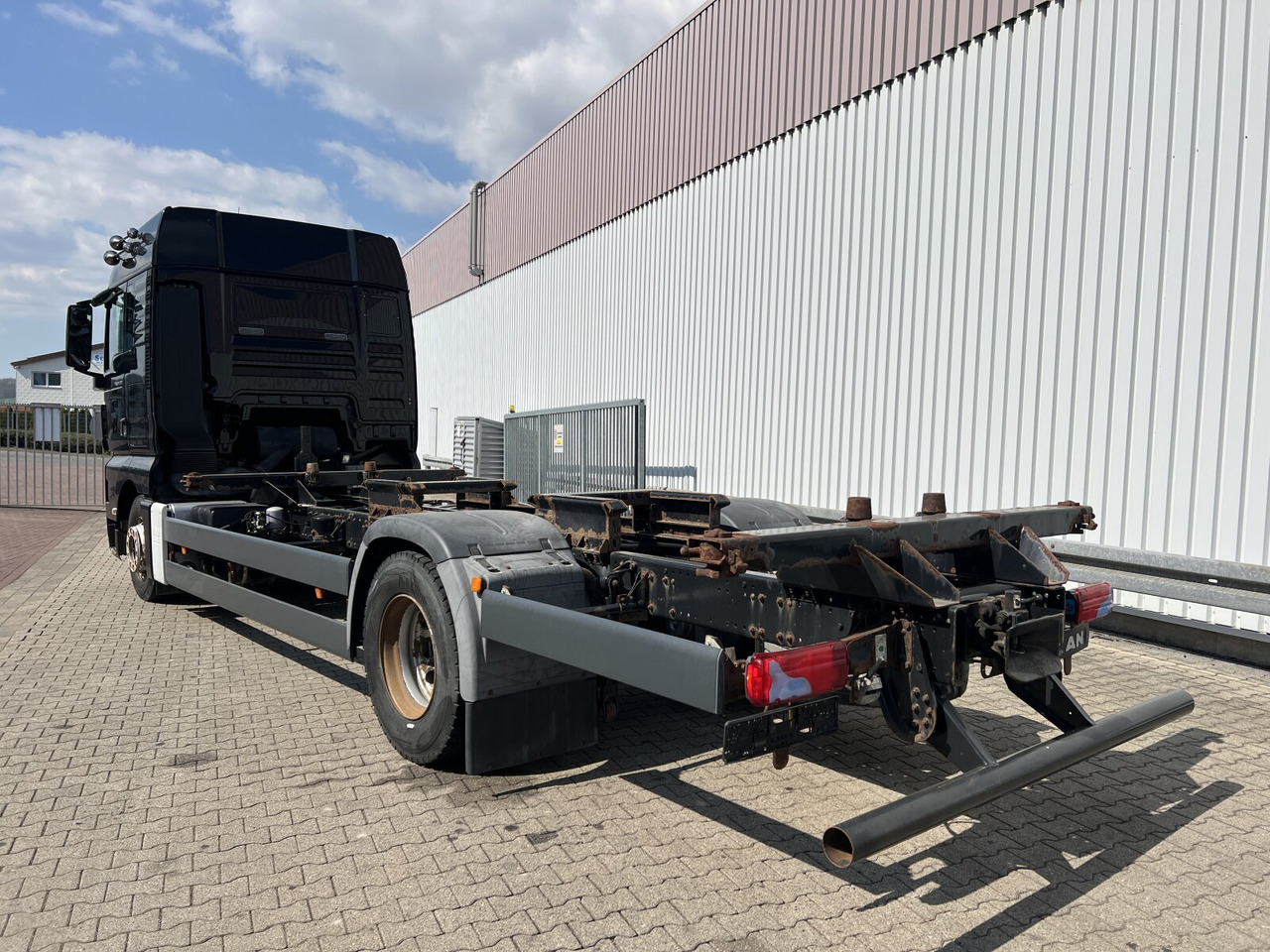 Вантажівка MAN TGA 18.360 4x2 LL TGA 18.360 4x2 LL, Fahrschulausstattung: фото 10