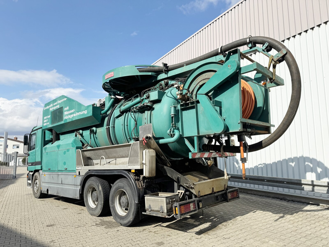 Mercedes-Benz Actros 3348 6x4 Actros 3348 6x4, V8, Kroll Saug-/Spülwagen ca. 14m³, Wasserrückgewinnung, Funk - Вантажівка: фото 3 Mercedes-Benz Actros 3348 6x4 Actros 3348 6x4, V8, Kroll Saug-/Spülwagen ca. 14m³, Wasserrückgewinnung, Funk - Вантажівка: фото 3