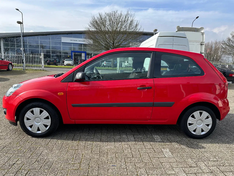 Ford Fiesta TDCi 1.4 + AIRCO + CARPLAY + REAR CAMERA + 194.511 KM - Хетчбек: фото 2 Ford Fiesta TDCi 1.4 + AIRCO + CARPLAY + REAR CAMERA + 194.511 KM - Хетчбек: фото 2