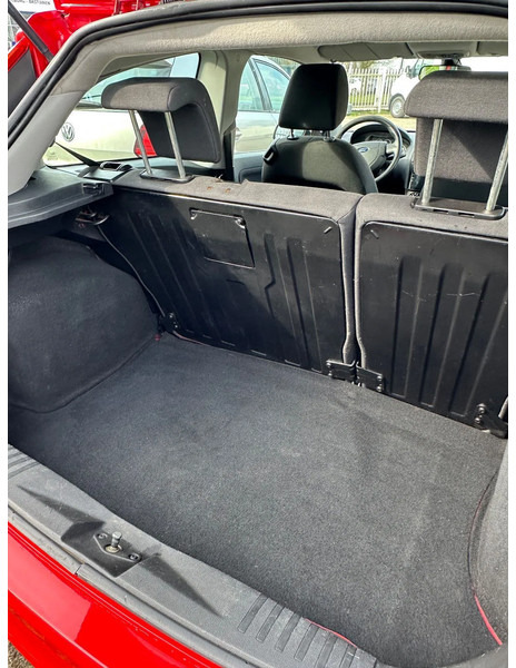 Ford Fiesta TDCi 1.4 + AIRCO + CARPLAY + REAR CAMERA + 194.511 KM - Хетчбек: фото 4 Ford Fiesta TDCi 1.4 + AIRCO + CARPLAY + REAR CAMERA + 194.511 KM - Хетчбек: фото 4