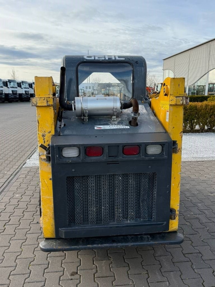 Gehl R 105 - Міні-навантажувач: фото 5 Gehl R 105 - Міні-навантажувач: фото 5