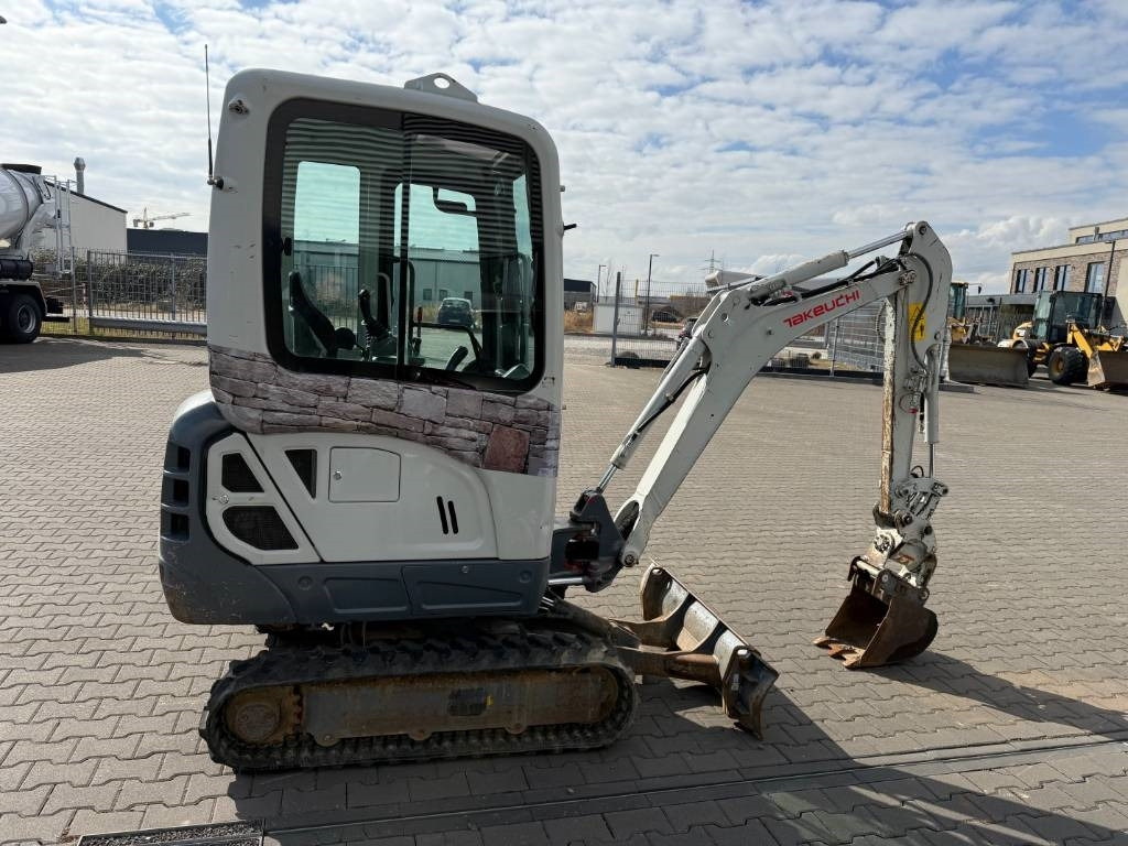 Takeuchi TB 216 Powertilt - Міні-екскаватор: фото 5 Takeuchi TB 216 Powertilt - Міні-екскаватор: фото 5