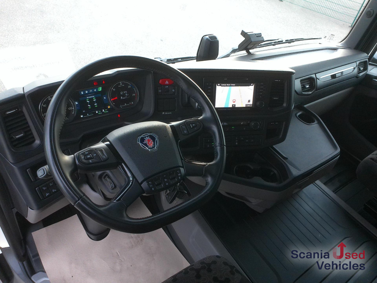 SCANIA R 460 A4x2EB - Тягач: фото 2 SCANIA R 460 A4x2EB - Тягач: фото 2
