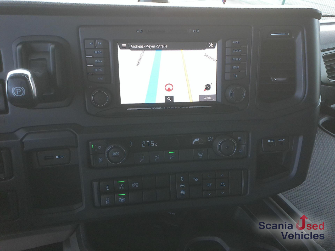 SCANIA R 460 A4x2NA - Тягач: фото 3 SCANIA R 460 A4x2NA - Тягач: фото 3