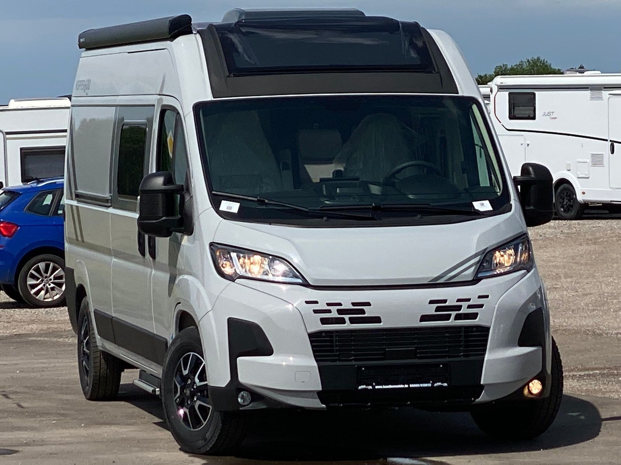 Carado CV 600 Dieselstandheizung, Skyroof, white Label - Кастенваген: фото 3 Carado CV 600 Dieselstandheizung, Skyroof, white Label - Кастенваген: фото 3